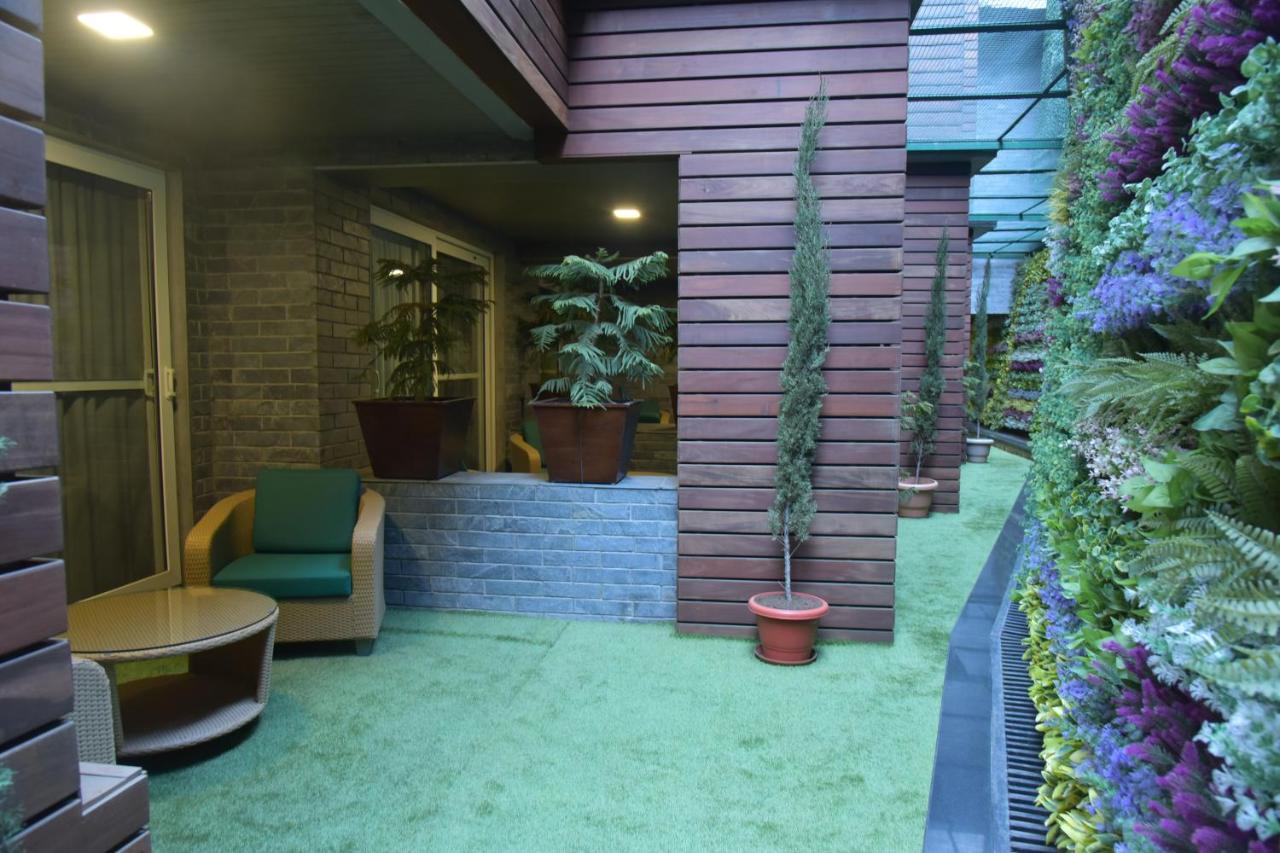 Superior Garden